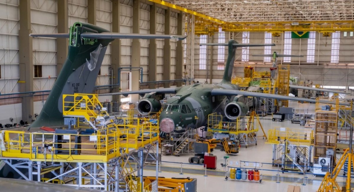 Лінія по виробництву KC390 Millenium, червень 2024 року, фото - Embraer