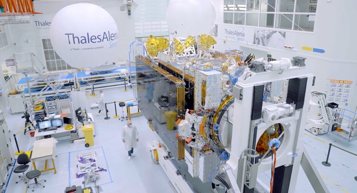 Супутник SES-17 виготовлений Thales Alenia Space, яка замовила у FED теплообмінник 