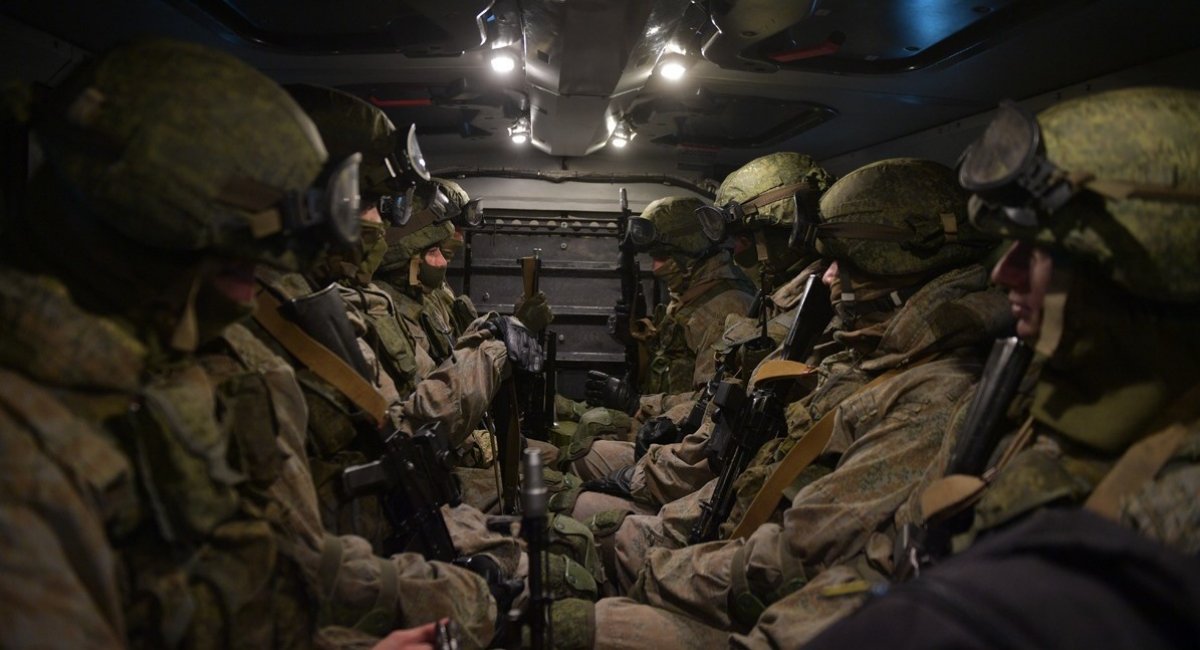 Армія РФ концентрує значні сили поблизу України