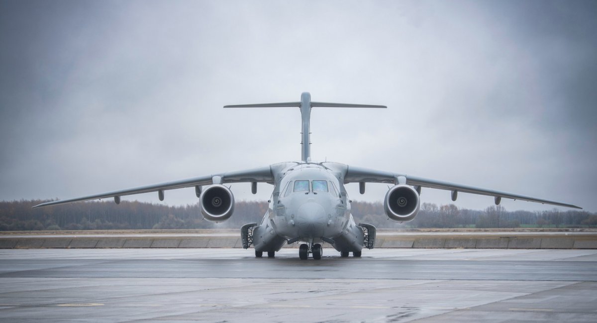 C-390 Millennium (всі фото: ​Embraer) 