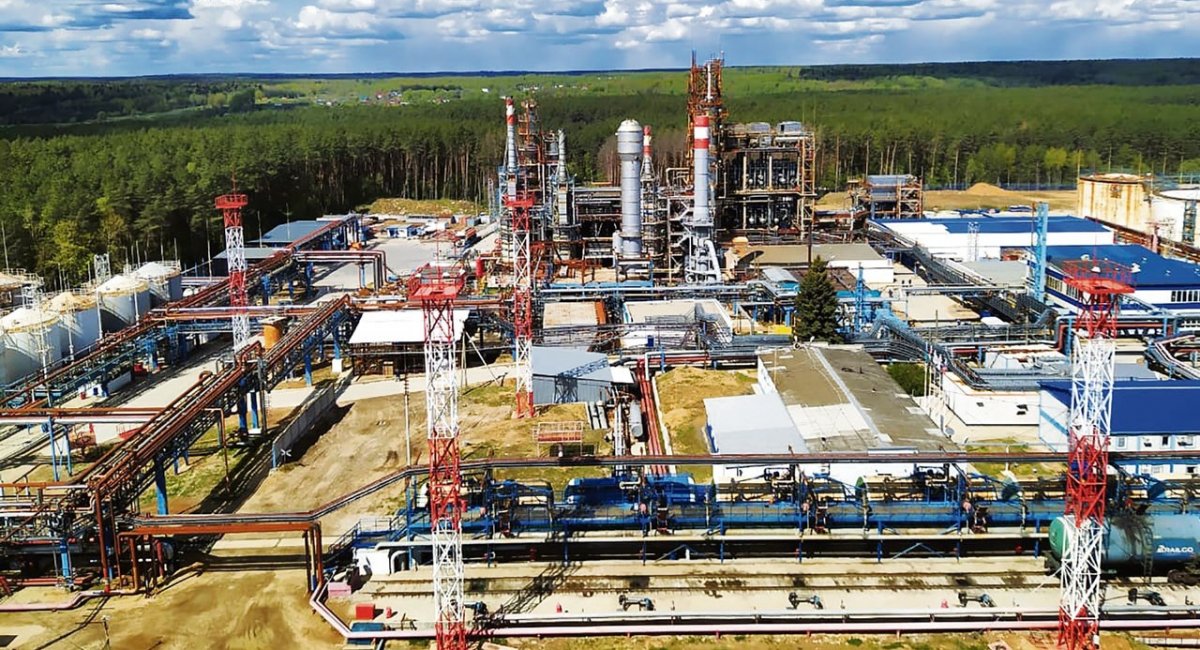 Уражено черговий російський НПЗ, цей - найбільший у Калузькій області, який модернізували за 0,6 млрд доларів