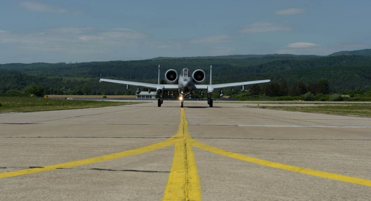 До цього моменту США перекидали свої літаки в Словаччину лише в 2015 році, і це були штурмовики А-10, фото ілюстративне