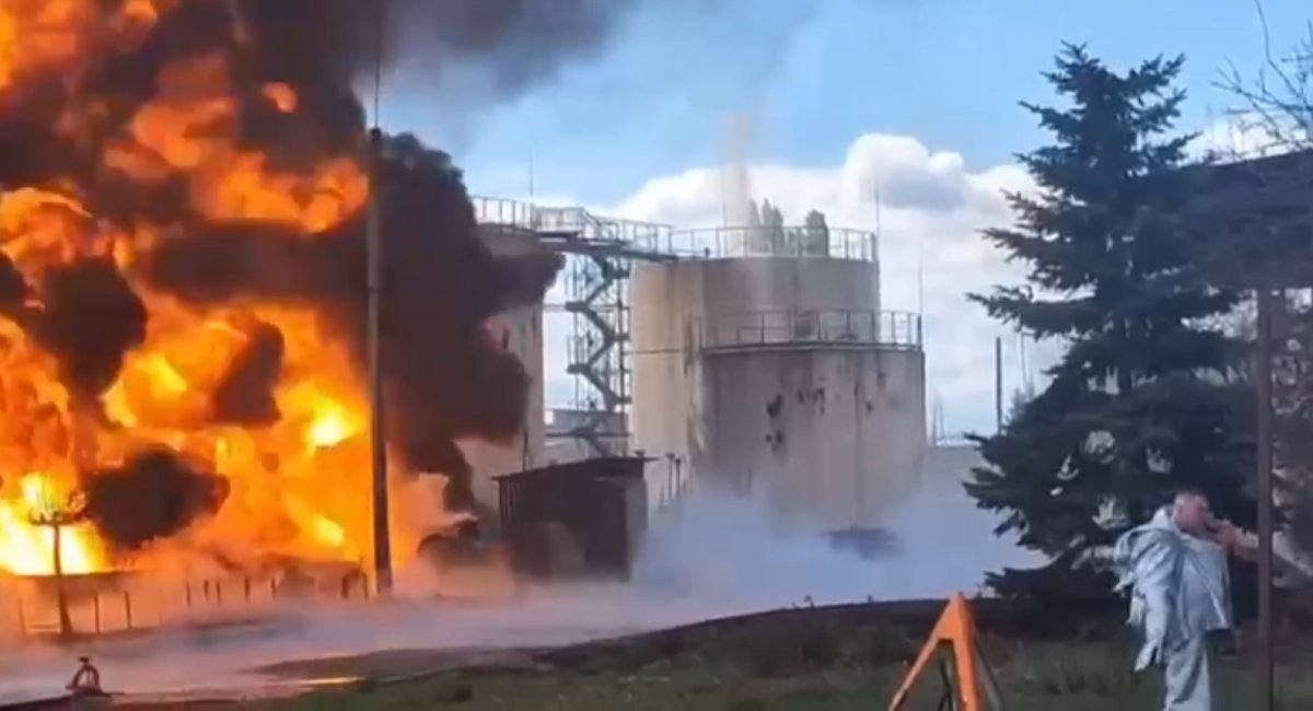 Удар по тиловому забезпеченню армії РФ: знищено потужну нафтобазу у окупованій Макіївці