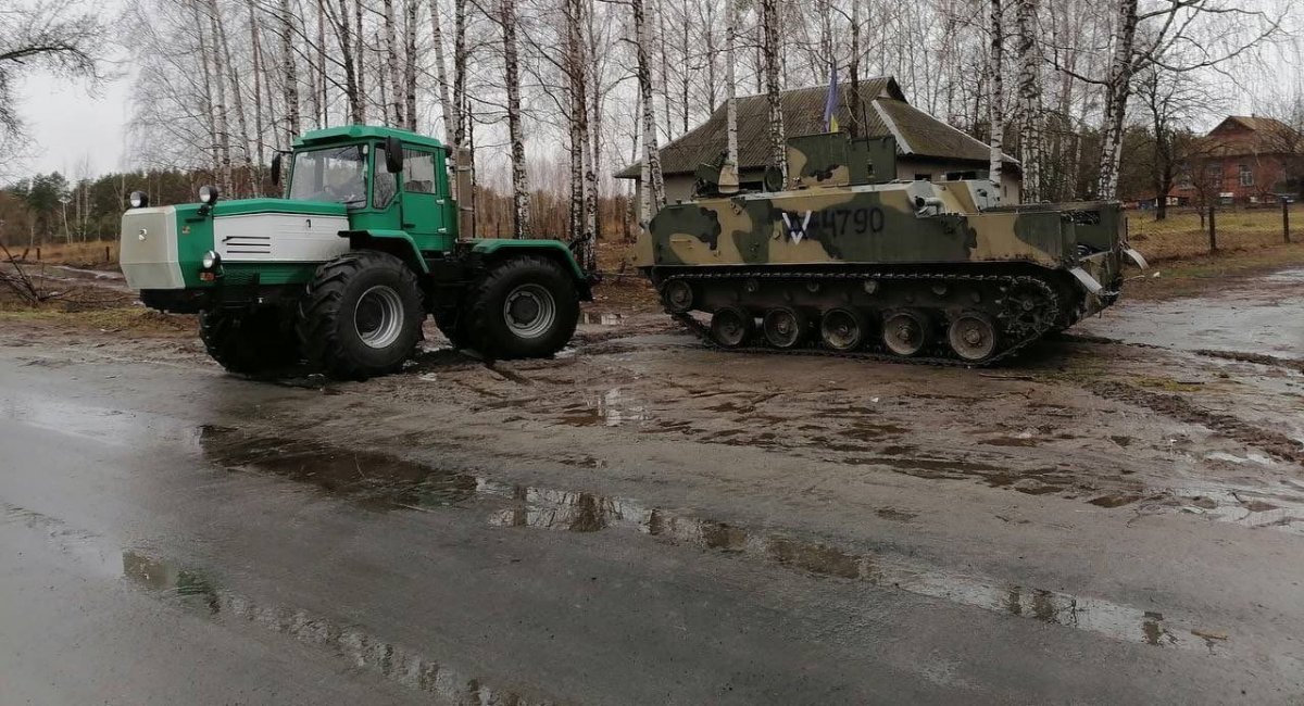 Російський БТР-МДМ "Ракушка", що став трофєем "тракторних військ", фото з відкритих джерел