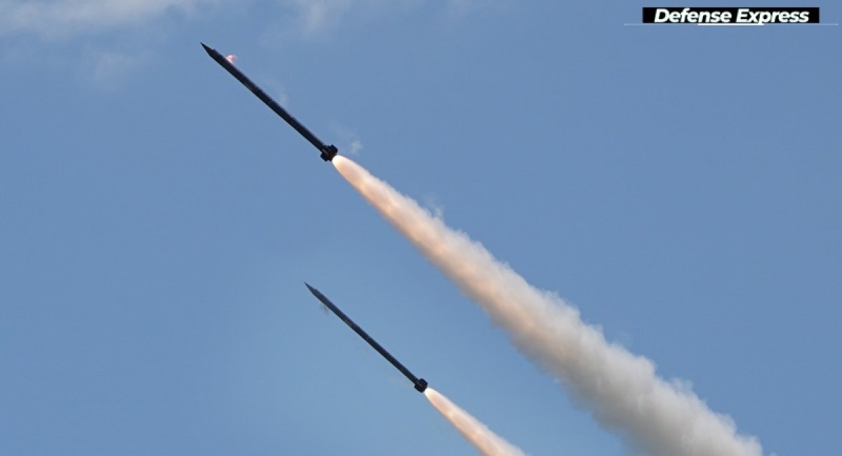 Точно в ціль: унікальні кадри влучання ракет РСЗО "Вільха" - відео