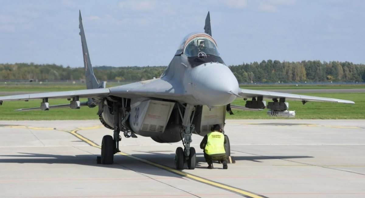Рішення по МіГ-29 "залежить від України", але у Польщі озвучили доволі стислі строки