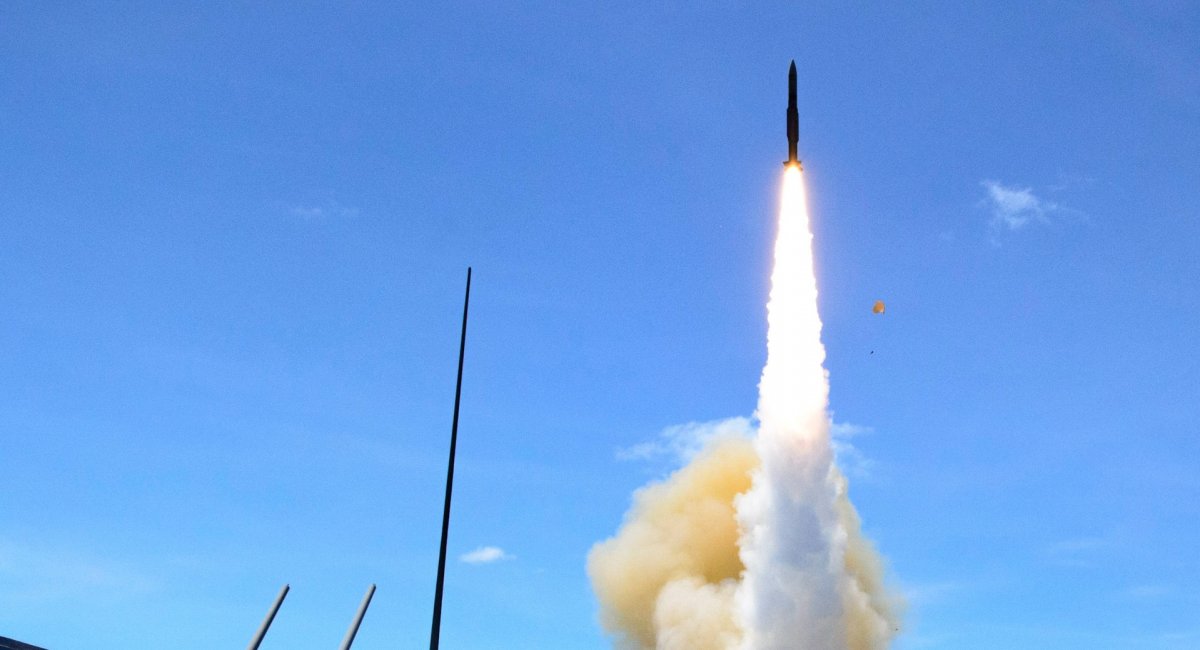 Зенітна ракета SM-2 (всі фото: US DoD)
