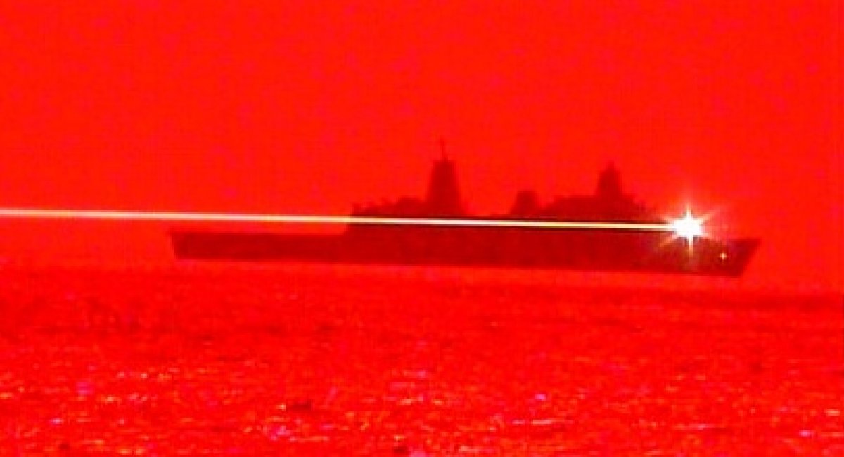 На USS Portland 16 травня ц.р. в Тихому океані провели тестування потужної експериментальної лазерної установки Laser Weapon System Demonstrator/ Фото: U.S. Navy