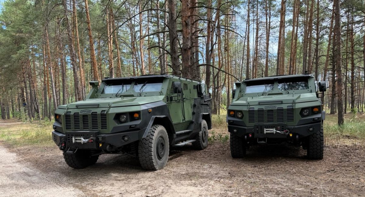 Перша партія українських бронеавтомобілів "Варта-2" вже надійшла до НГУ та на що вони здатні