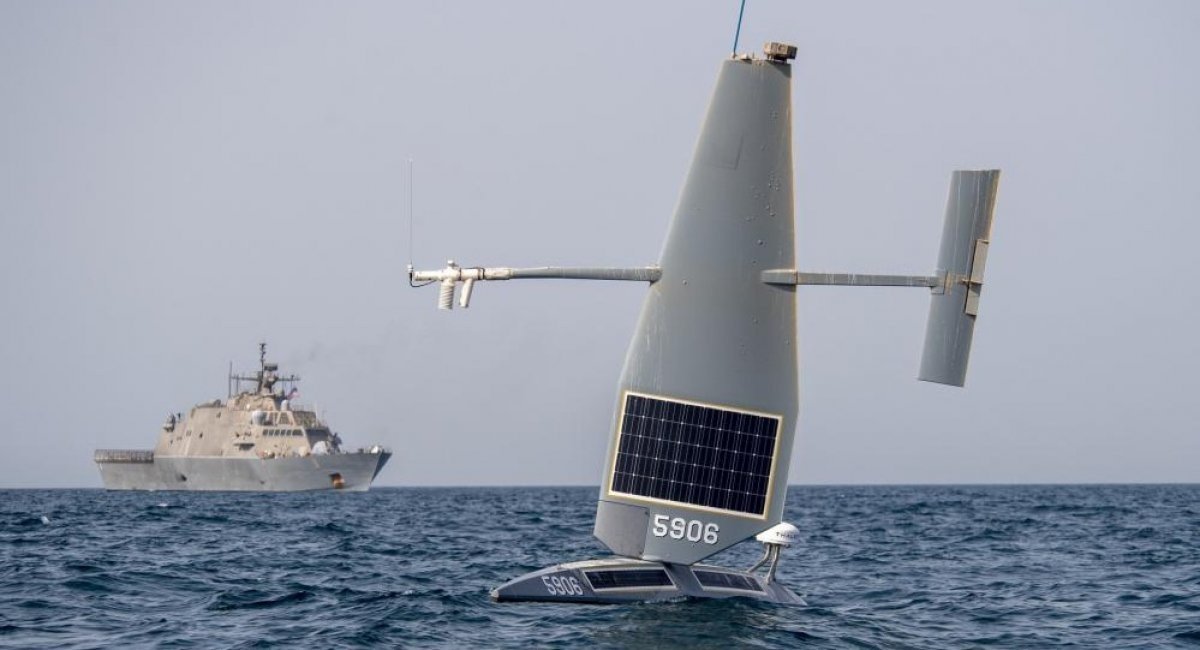 Найменша версія Saildrone Explorer, такий самий двічі намагались викрасти іранці. Фото - DoW