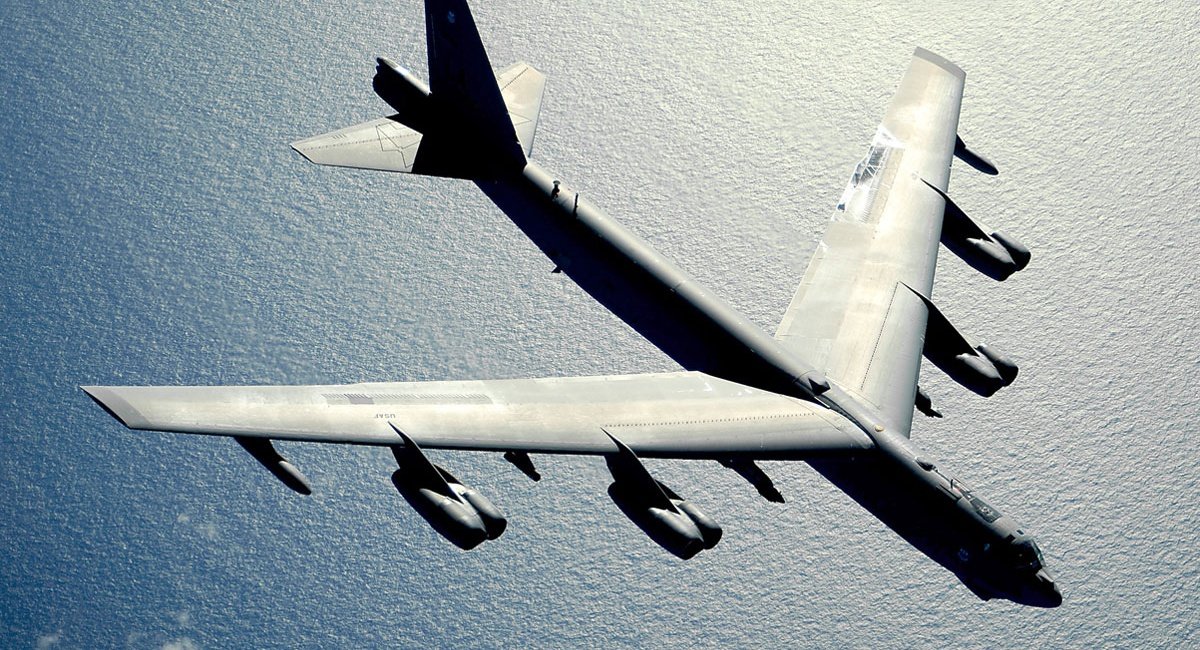 Модернізація парку 70-річних бомбардувальників: 11,8 млрд доларів, щоб літати разом з B-21 до 2050 року