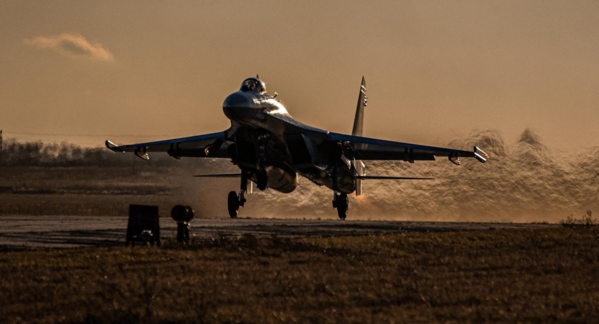 Пошкоджені літаки ремонтують шаленими темпами: більшість з них вже готові знову нищити армію РФ