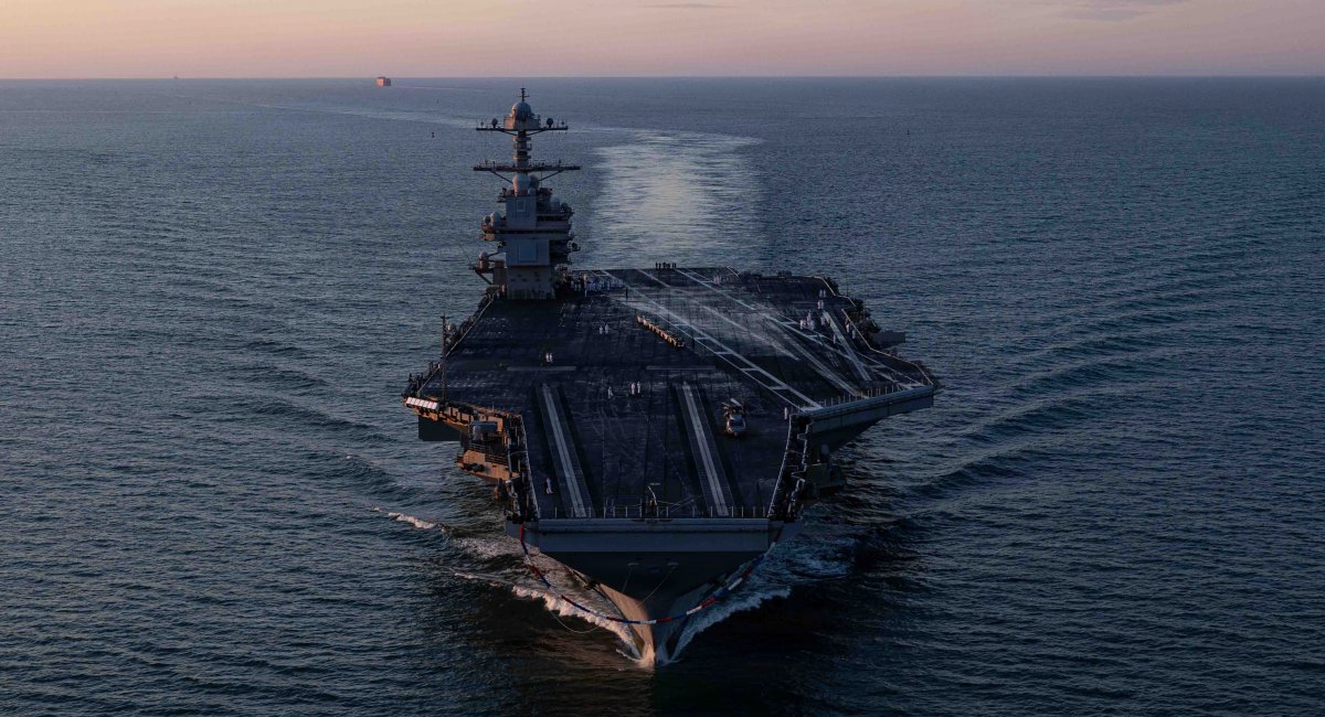 Атомний авіаносець USS Gerald R. Ford (CVN-78) прибуває у порт Норфолк після 326 днів розгортання. Фото - ВМС США