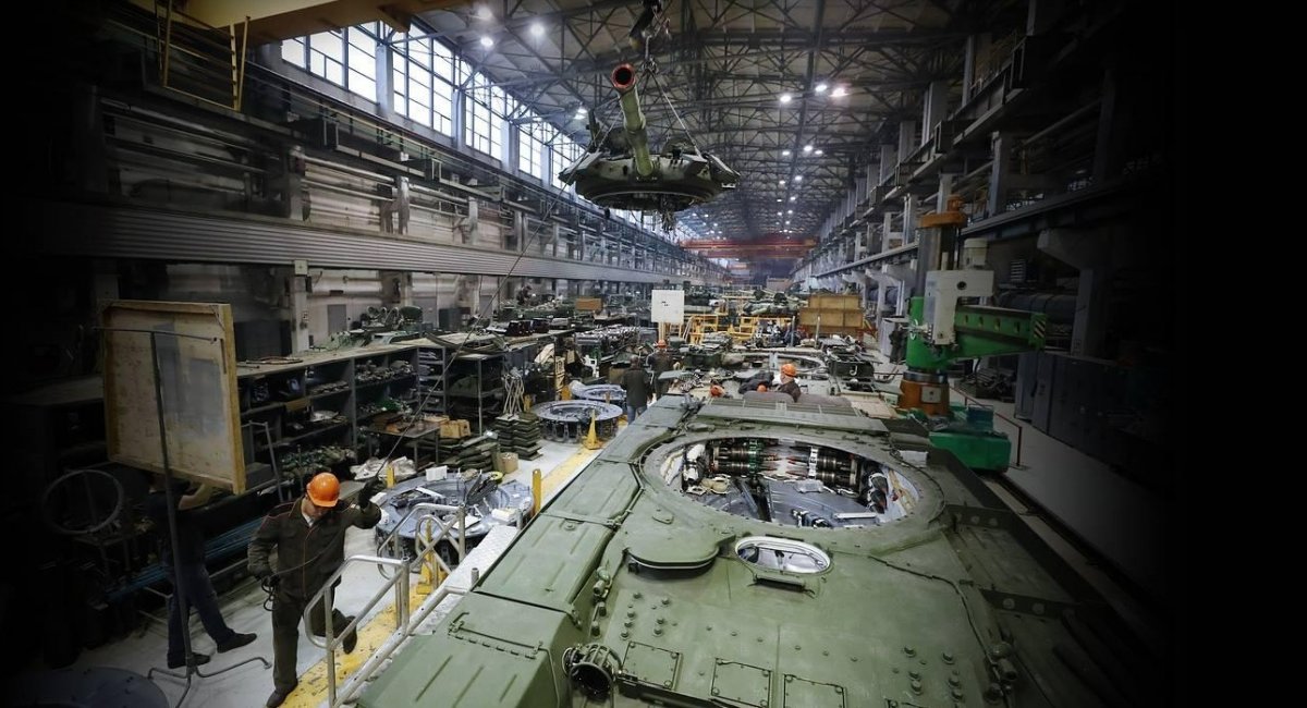 Єдиний у РФ виробник танків - "Уралвагонзавод" зупинив роботу через брак комплектуючих 