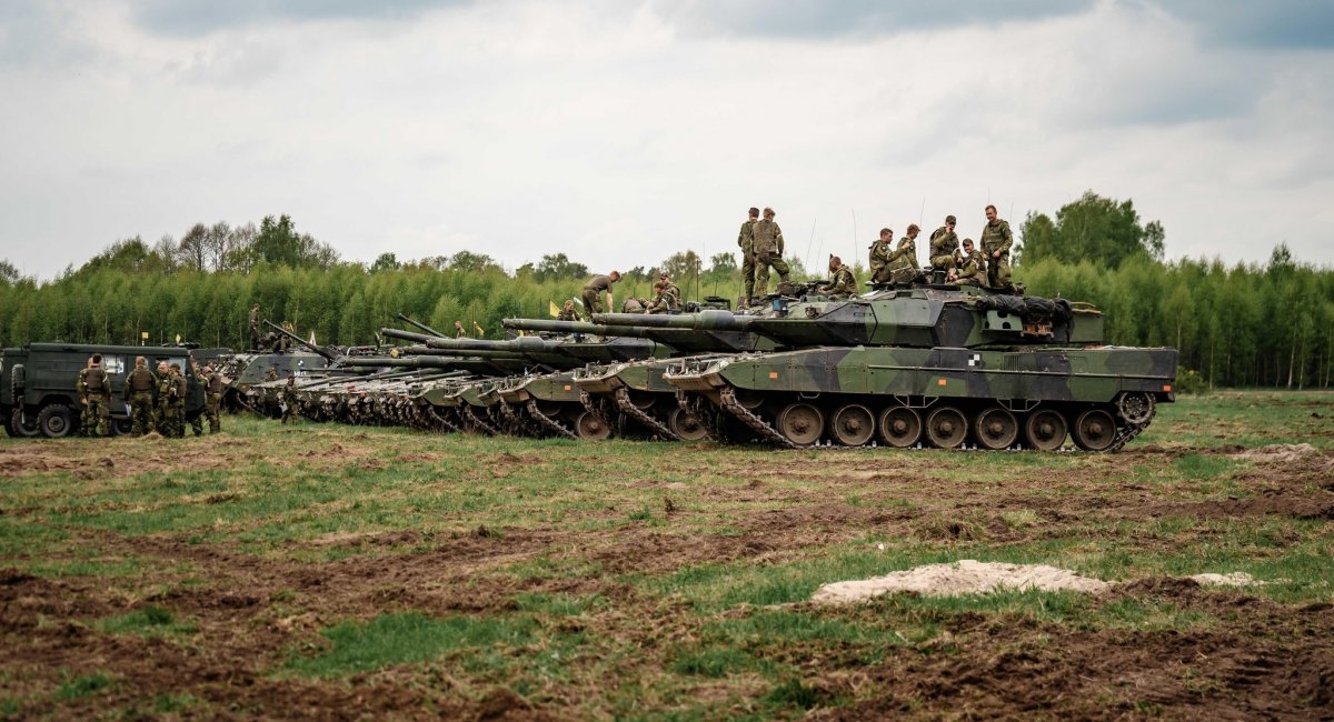 Шведські Strv 122