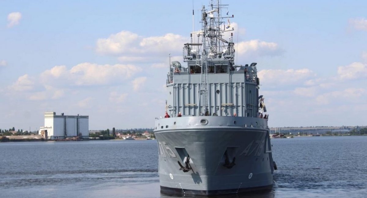 Після пройденого ремонту корабель "Олександр Охріменко" отримав стандартний камуфляж флоту України