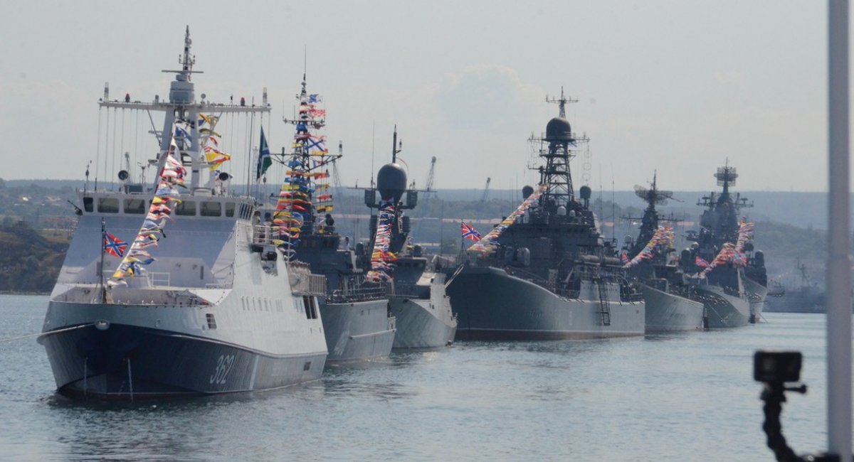 Чи дійсно Чорноморський флот РФ у пастці та не зможе покинути акваторію, або навпаки посилений
