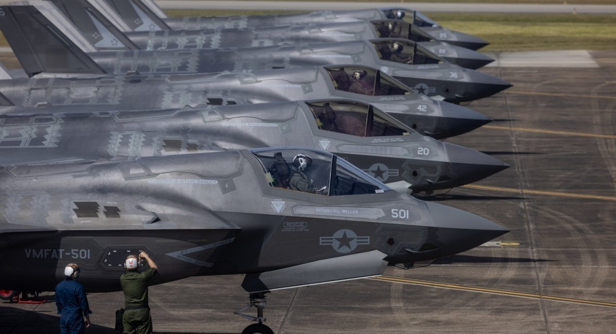 Винишувачі п’ятого покоління F-35, фото ілюстративне, джерело - U.S. Air Force