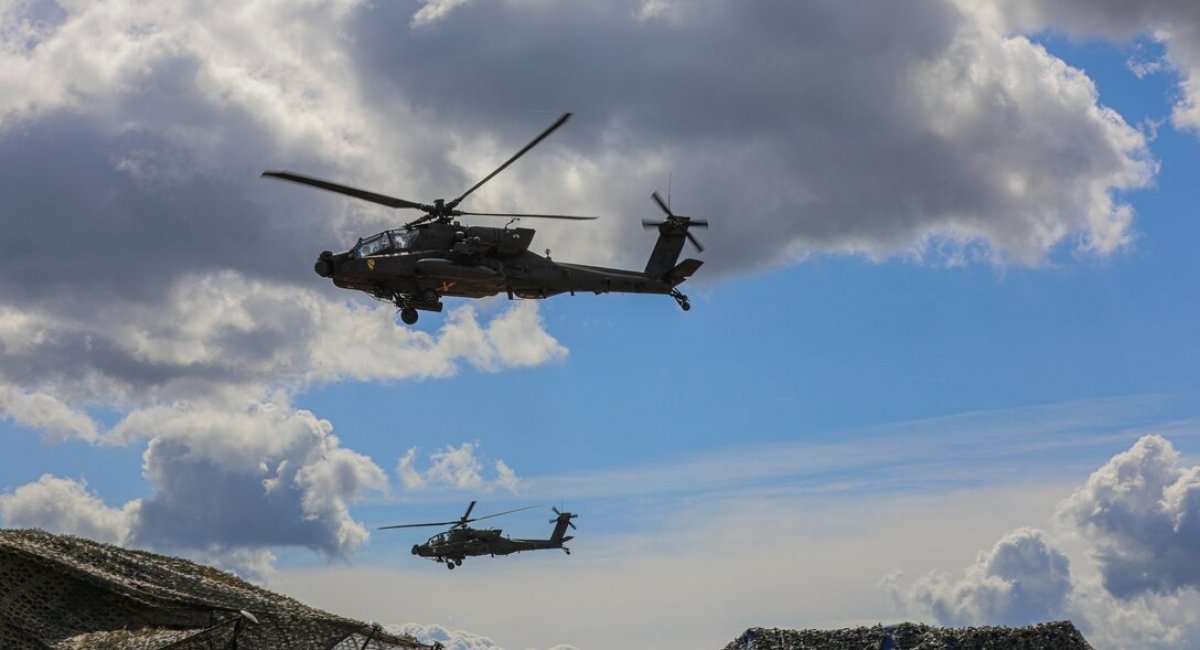 Гелікоптери Apache у Польщі, травень 2022, фото — U.S. DoD