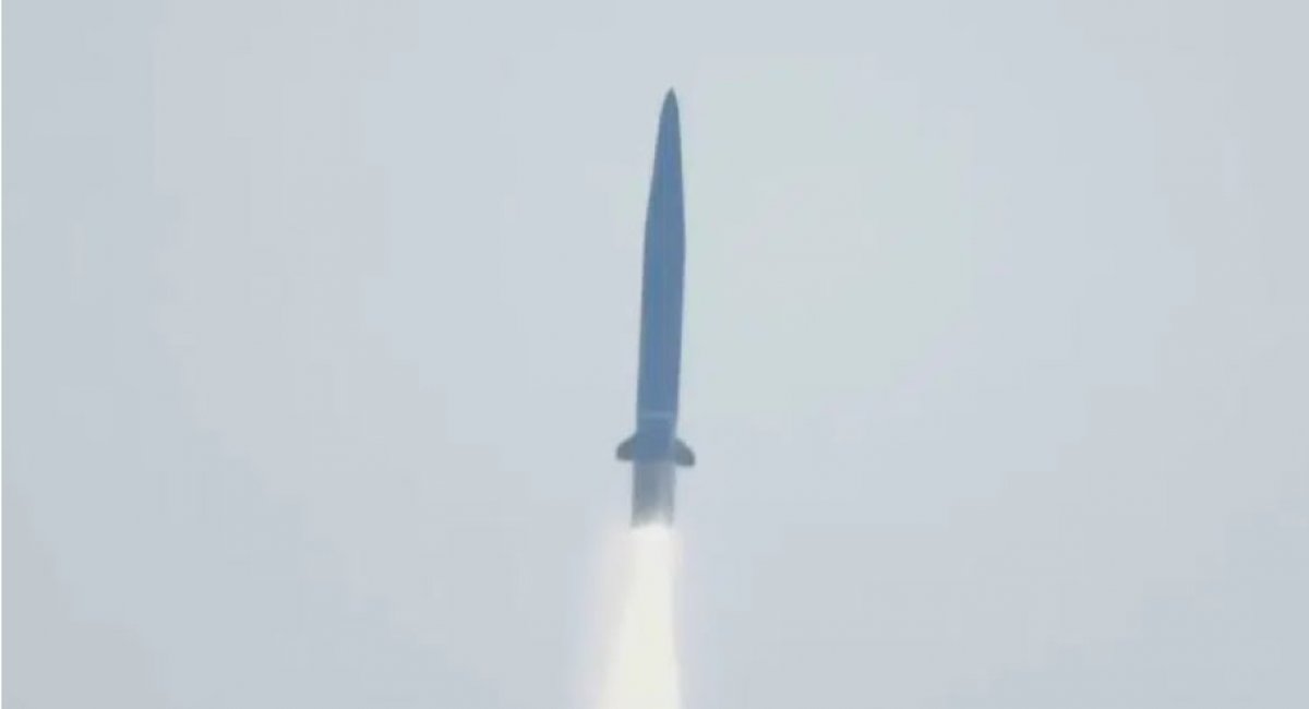 Запуск південнокорейської балістичної ракети Hyunmoo-IV, фото з відкритих джерел