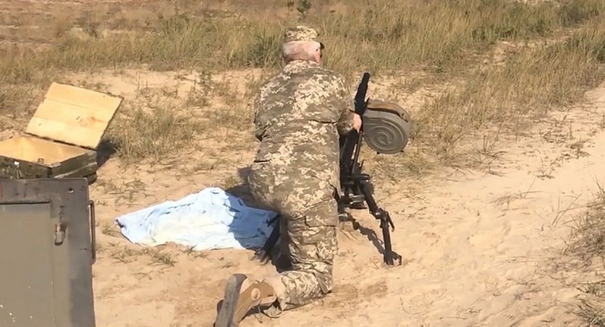 Випробування піхотного варіанту автоматичного гранатомета КБА-117 на полігоні "Десна"