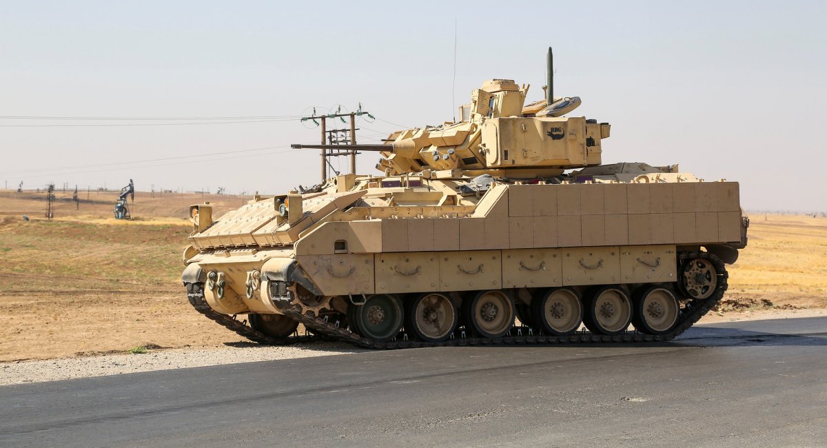 M2 Bradley з динамічним захистом BRAT у Сирії (фото: US DoD)
