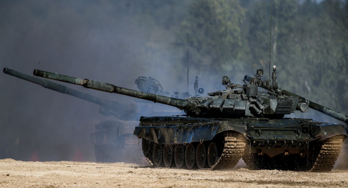 Танки Т-72Б3 армії РФ, ілюстративне фото довоєнних часів