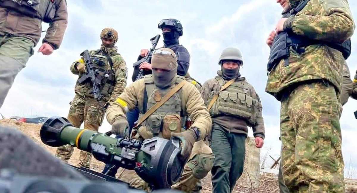 Українській опір армії РФ дивує американських генералів: комп'ютерне моделювання війни не врахувало силу духу воїнів