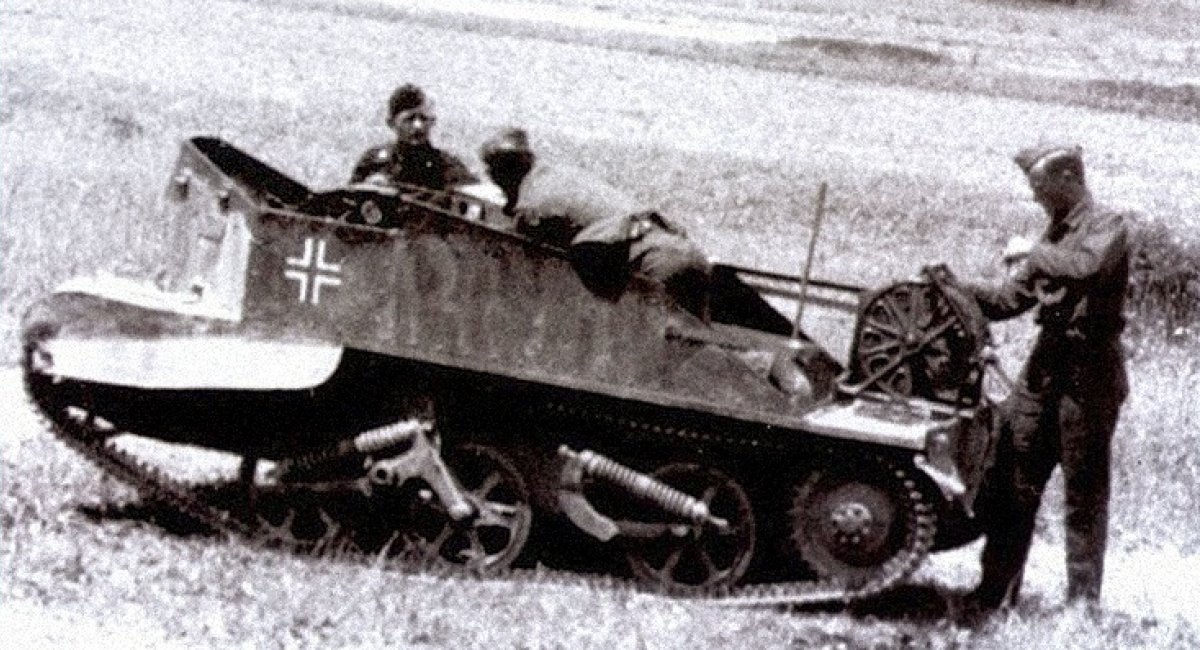 Бійці вермахту готують до застосування "дрон-камікадзе" Ladungsträger auf Fahrgestell Bren, Друга світова війна, джерело - bulattyncherov.io.ua