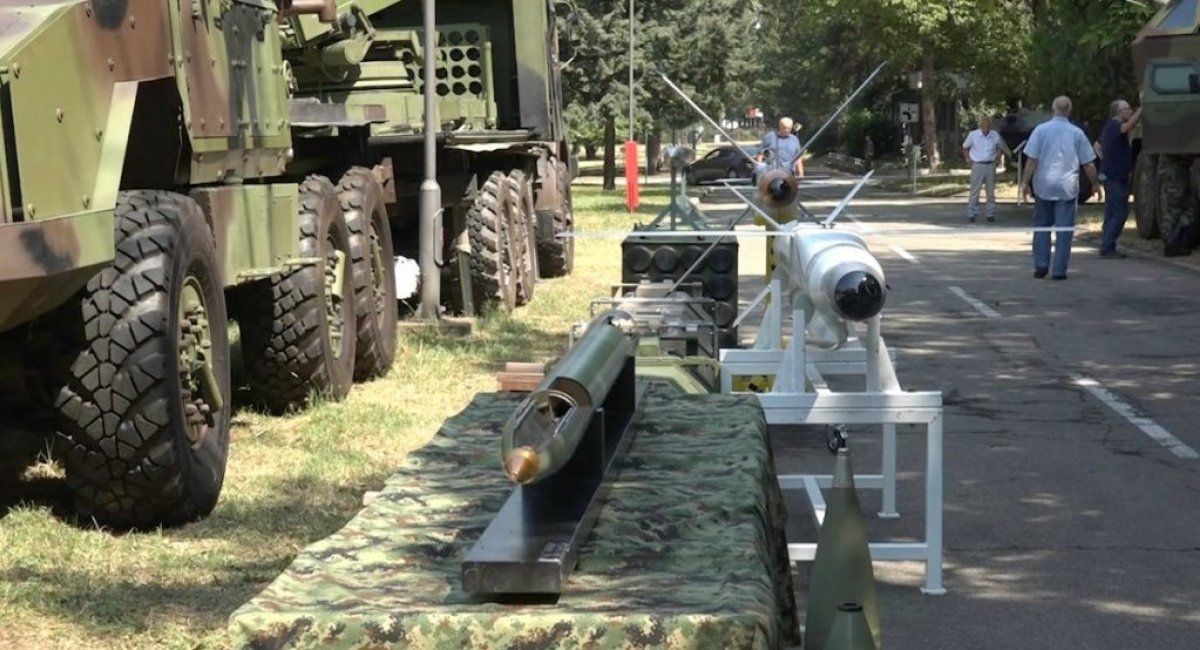 Сербські ракето-бомби Kosava-1 та Kosava-2, ілюстративне фото з відкритих джерел