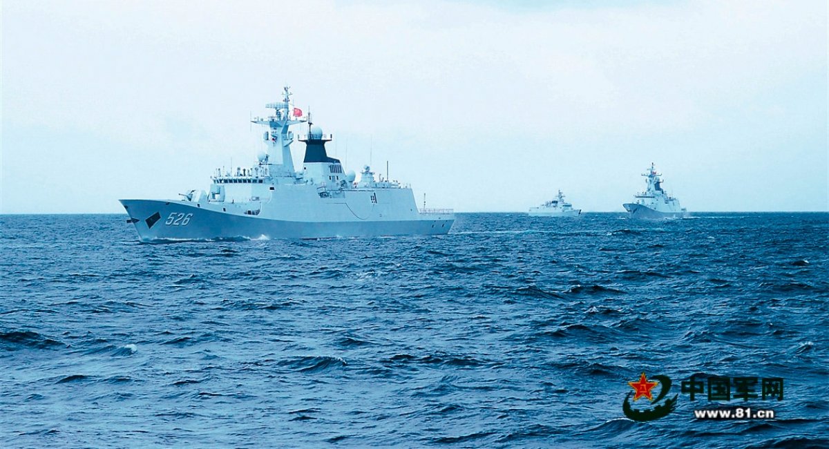 ВМС Китаю сконцентрували понад 100 кораблів поряд з Тайванем та Японією й відкрито імітують атаки