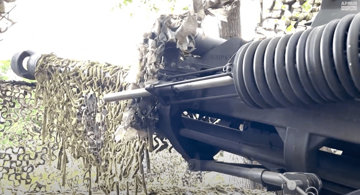 Скільки снарядів на день витрачає 105-мм гаубиця M119 та як вона полює на міномети, снайперів і інші ворожі цілі 
