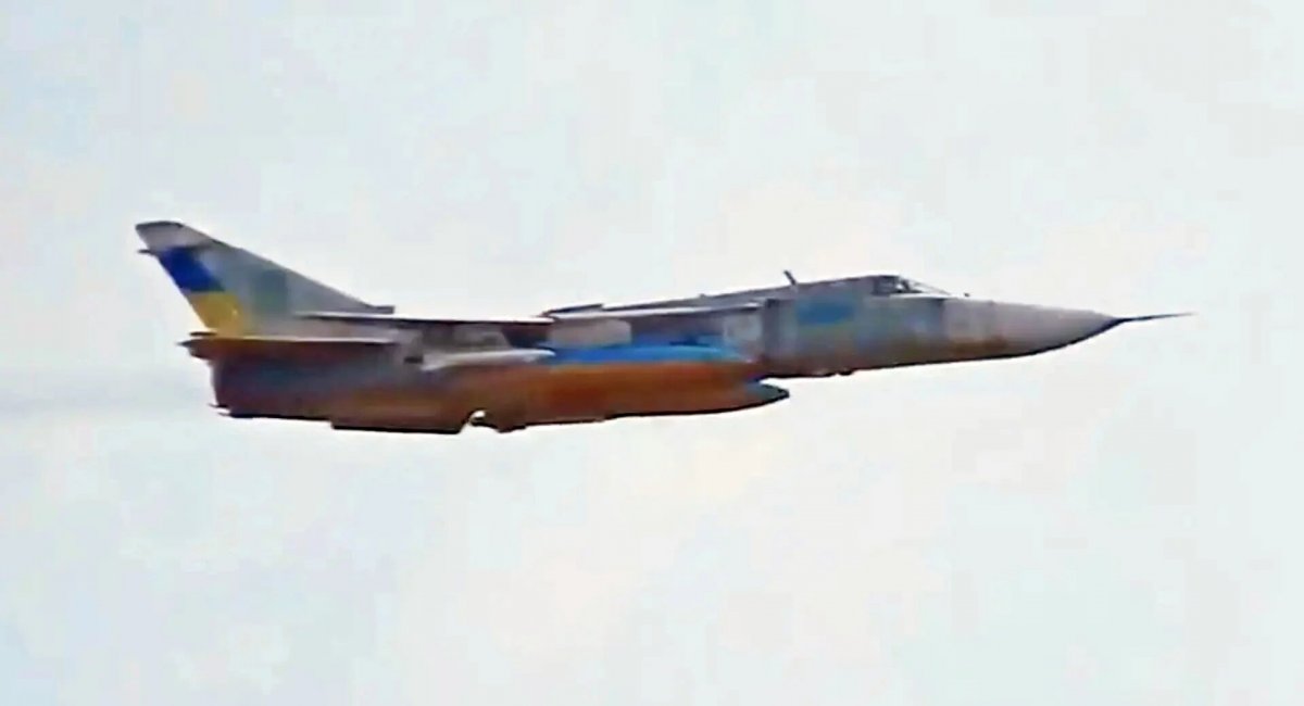 Су-24М Повітряних Сил з керованими ракетами типу Х-25, серпень 2022 року, зображення з відкритих джерел