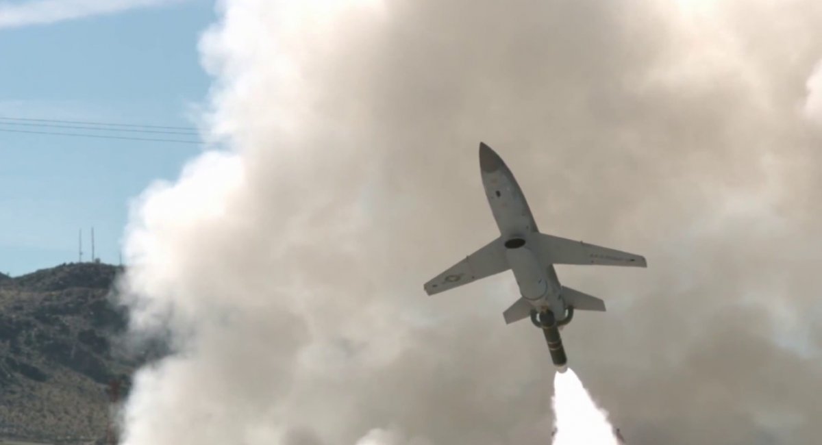 Дрони, оснащені системою Skyborg, мають стати "веденими" та помічниками для пілотованих винищувачів