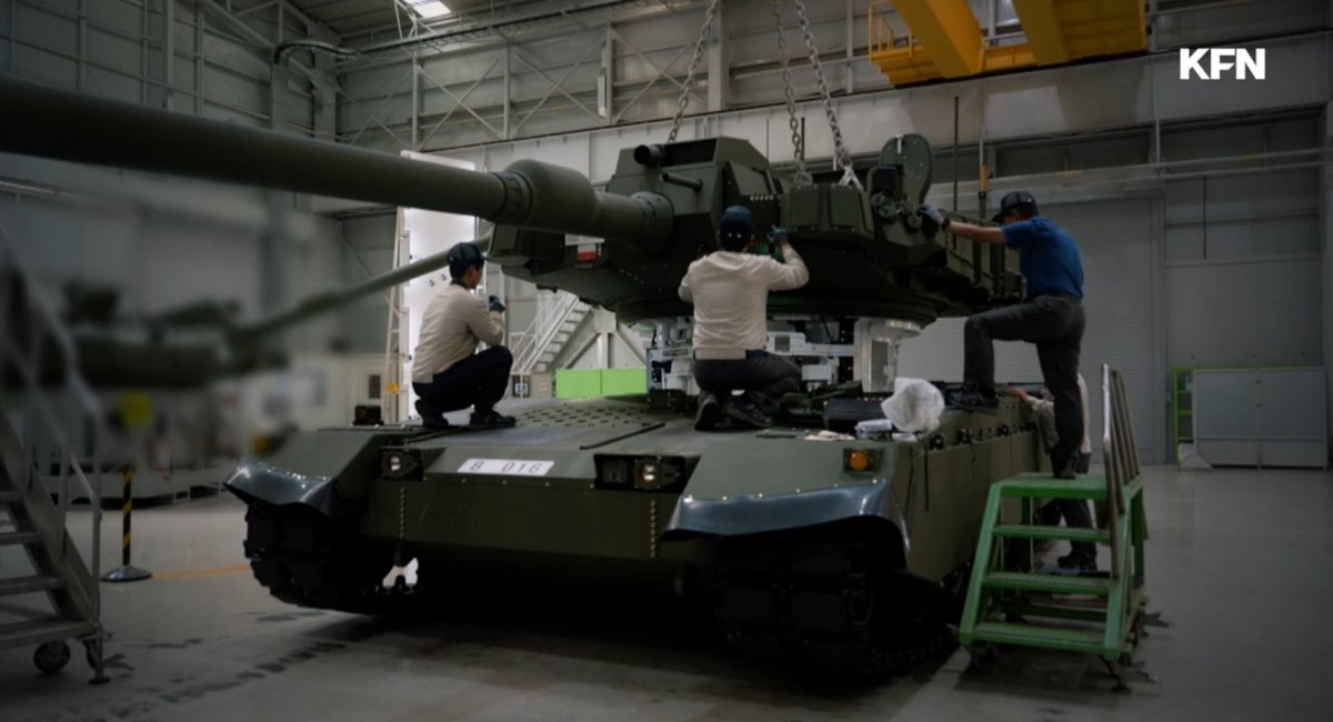 Виробництво танка K2 для Польщі у Південній Кореї. Кадр з відео KFN