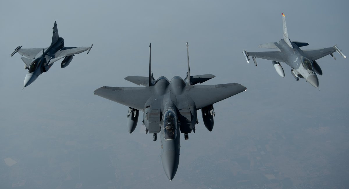 F-15, F-16 та Gripen