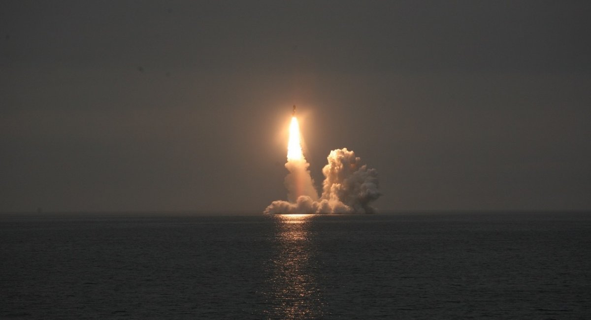 Ракета "Булава" має дальність пуску до 9300 кілометрів