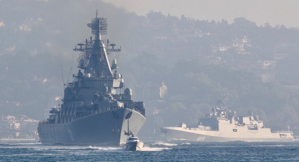 Якби це була реальна ситуація, під удар бомбами JDAM потрапили б флагман Чорноморського флоту РФ та його "колега" - фрегат "Адмирал Григорович"