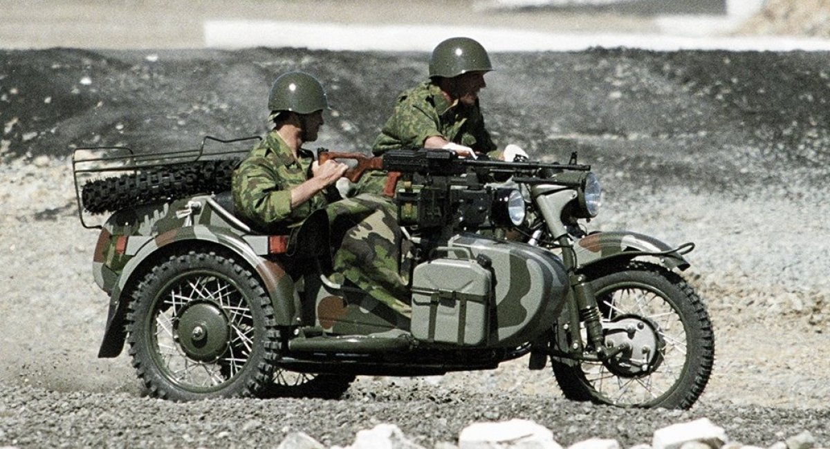 Російський військовий мотоцикл "Урал", ілюстративне фото з відкритих джерел