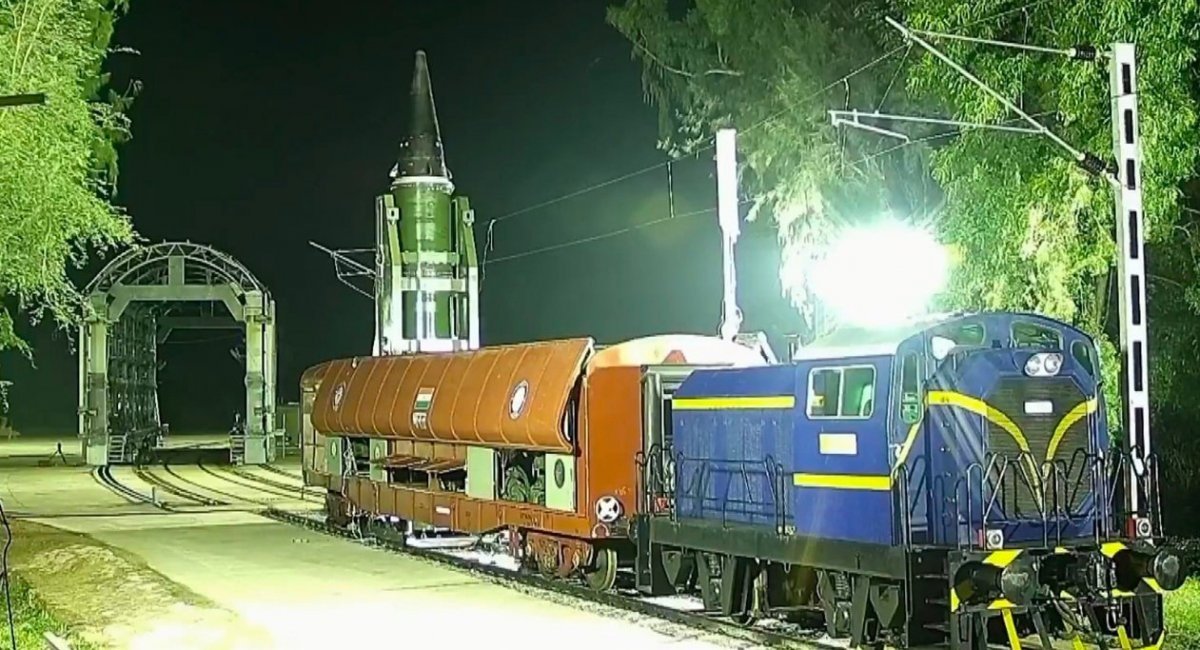 Запуск балістичної ракети Agni Prime з потяга, кадр з відео від Міноборони Індії, вересень 2025 року