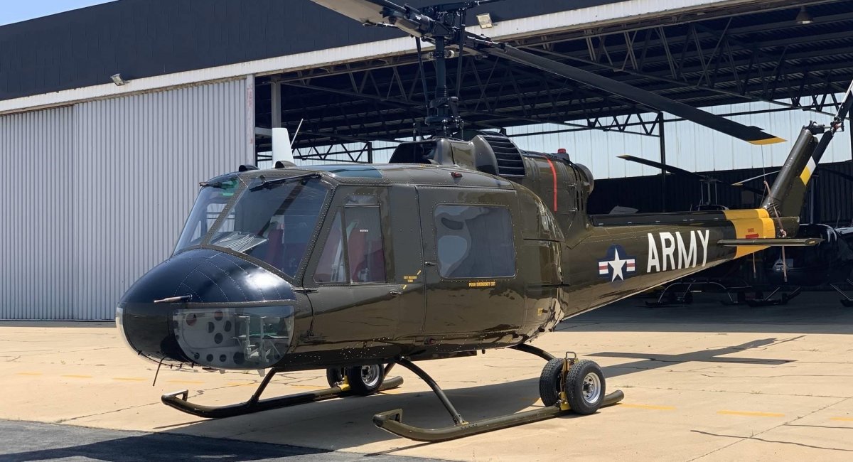  UH-1 Iroquois від "Укроборонпрому" виявились "цивільними" SW204, та й ті - "не долетіли"