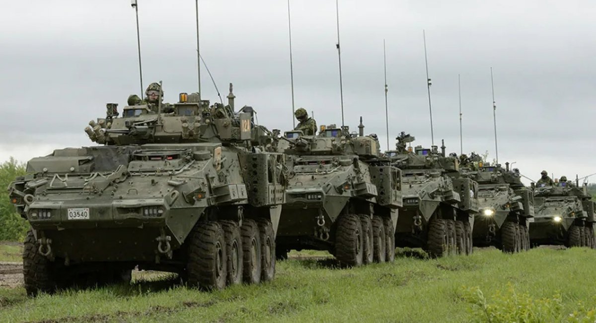 Бронетранспортери LAV Bison армії Канади, фото - Combat Camera/General Dynamics
