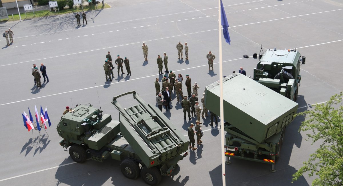 Польща взяла кредитів на 43,7 млрд євро від ЄС, а тепер в уряді не знають хто їх буде платити