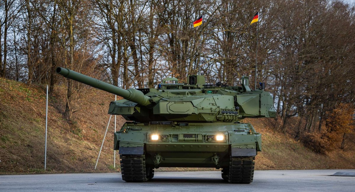 Перший танк Leopard 2A8 для Бундесверу. Фото: Міноборони Німеччини