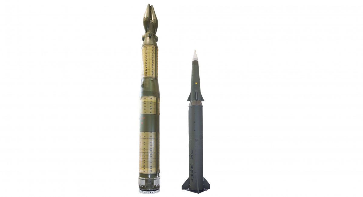 РСД-10 "Пионер" та Pershing II (реальне співвідношення)