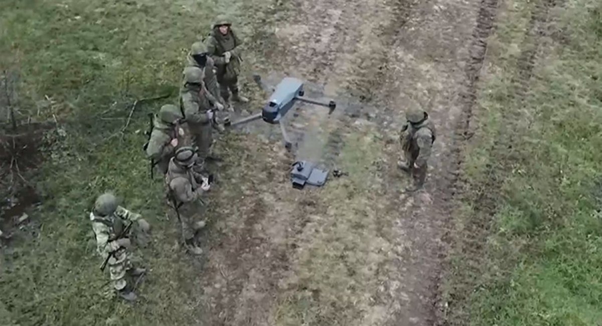 Оператори БПЛА російських окупаційних військ, зображення з відкритих джерел