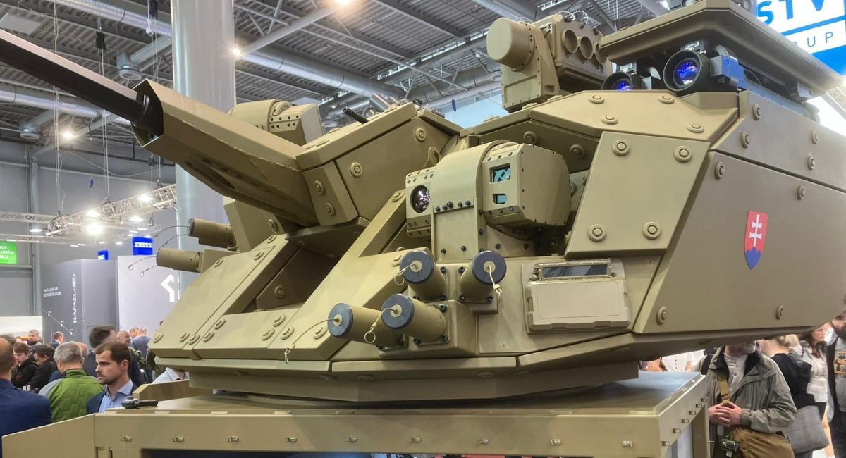 Башта Turra 30 V10 з КАЗ HARPIA на виставці IDET 2025. Фото: EVPU Defence