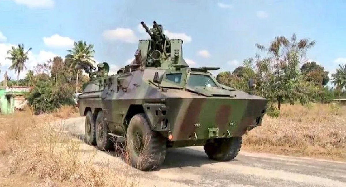БТР Ratel з українським бойовим модулем БАУ-23x2 на озброєнні Руанди