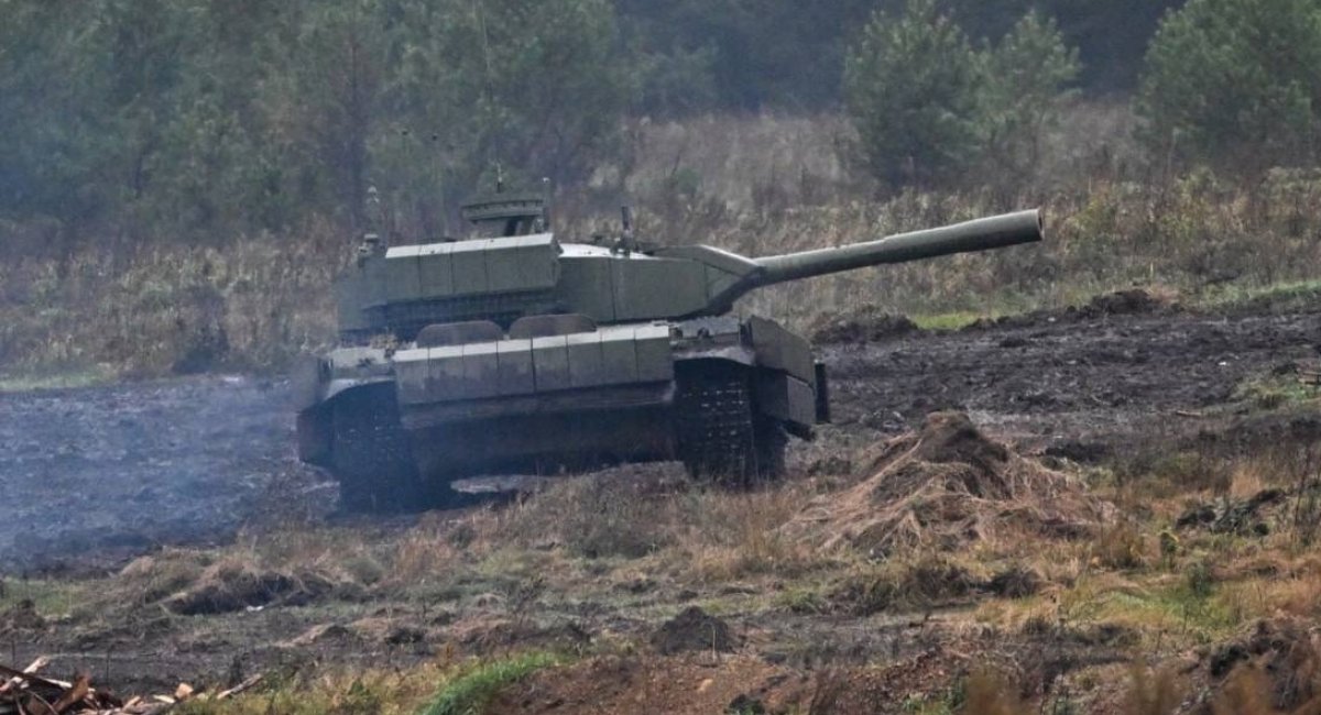 Безпілотний танк на базі Т-72 зі складу ТШРК "Штурм", навчання "Центр-2026", жовтень 2026 року 