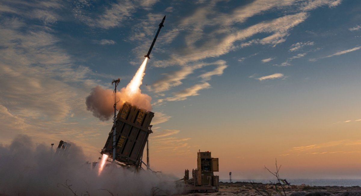 Пуск протиракети системою ПРО "Залізний купол" (Iron Dome). Фото - Avichai Socher